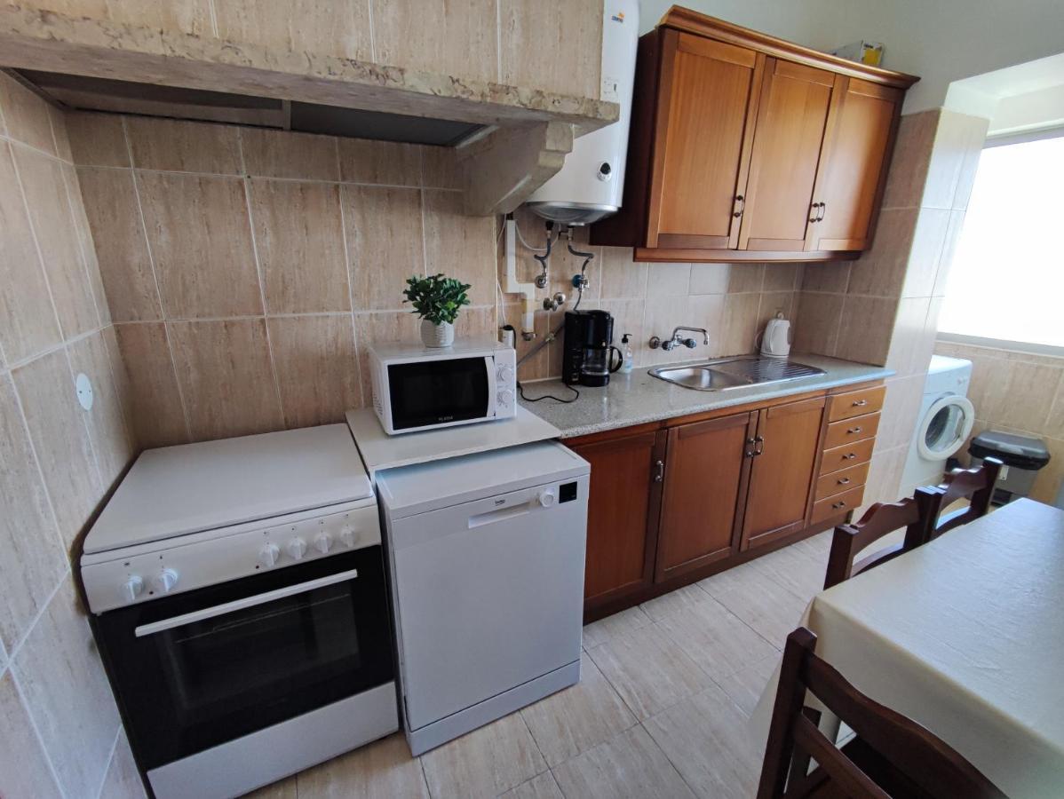 Lisbon Traditional T2 With Balcony In Damaia, Lisbon 阿马多拉 外观 照片